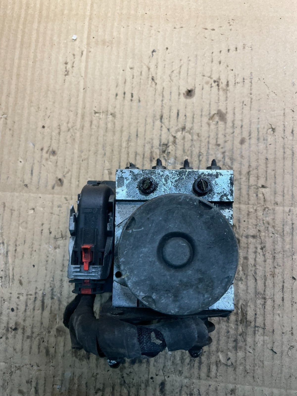 2009 to 2010 Audi A4 A5 ABS Anti-Lock Brake Pump 8k0614517da OEM X8611 DG5