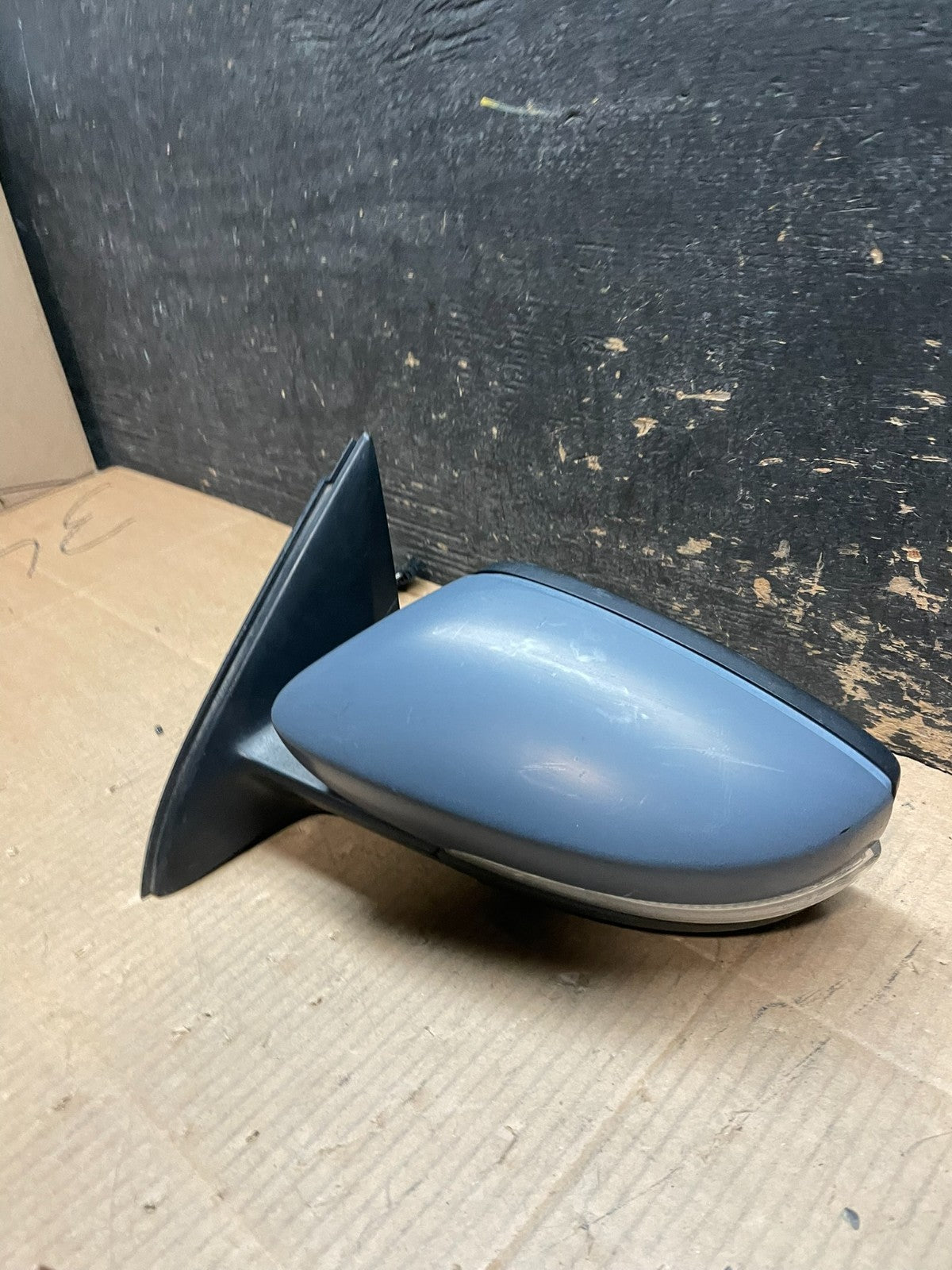 2011-2016 Volkswagen Jetta Sedan Left Driver View Door Mirror Oem Y1724 MS1