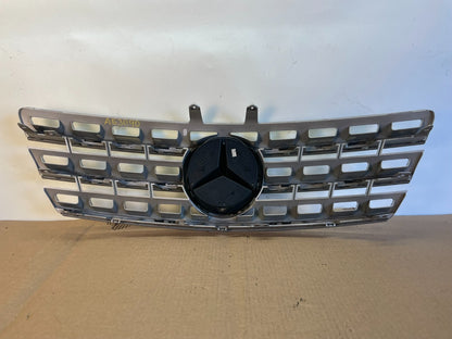 2009 to 2011 Mercedes ML-Class W164 Front Bumper Grille Grill ag3090 DG3