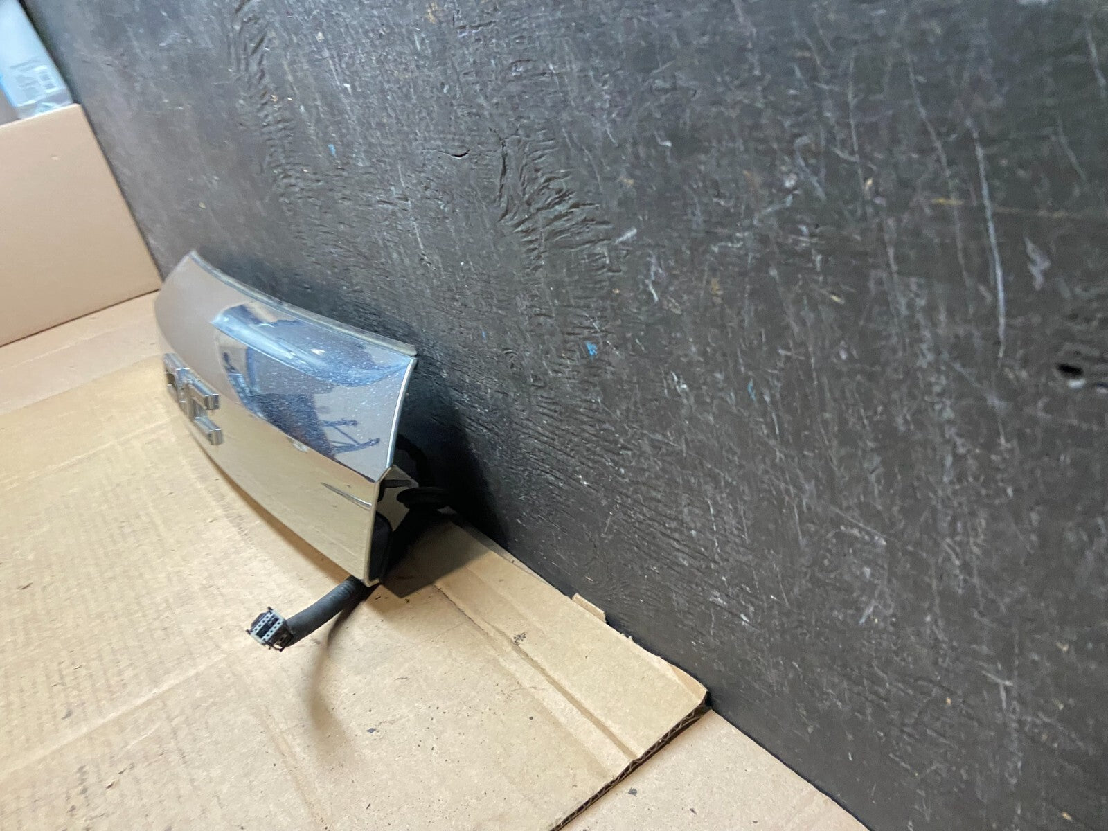 2011-2015 GMC Terrain Tailgate Liftgate Chrome Molding with Camera i2854 PS1