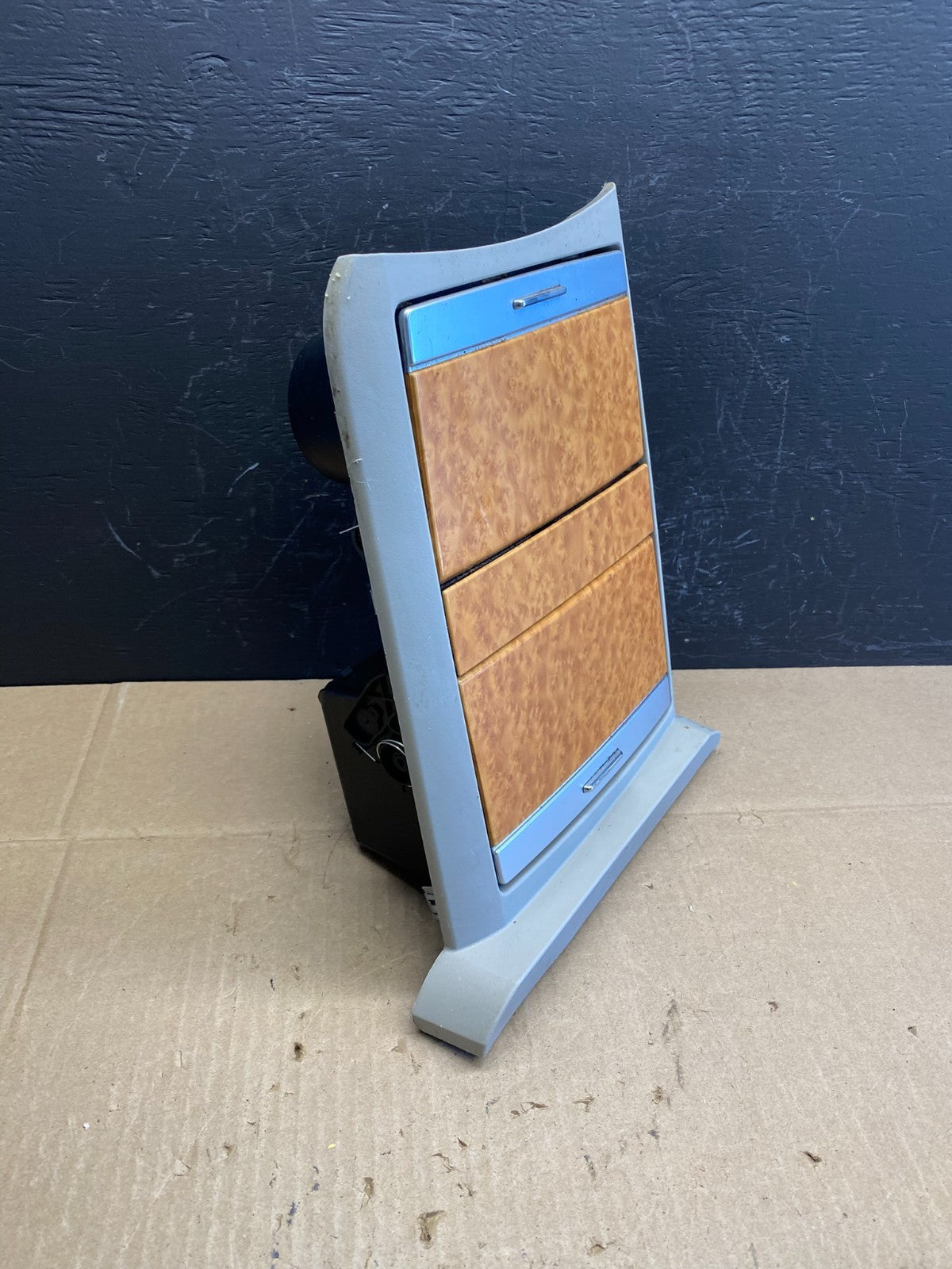 2007-2009 Chrysler Aspen Center Console Trim Bezel Cupholder Storage AB94942