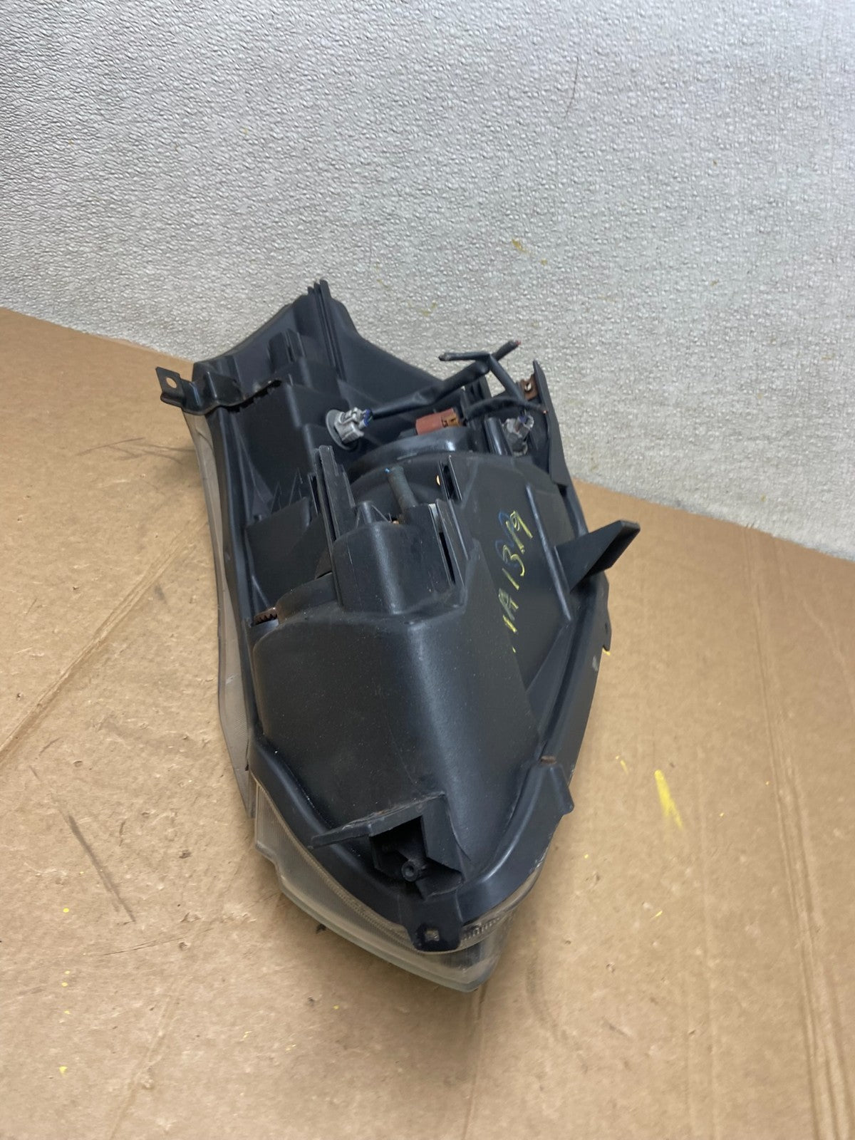 2004 to 2009 Nissan Quest Right Passenger RH Black Headlight AA1319 DW8