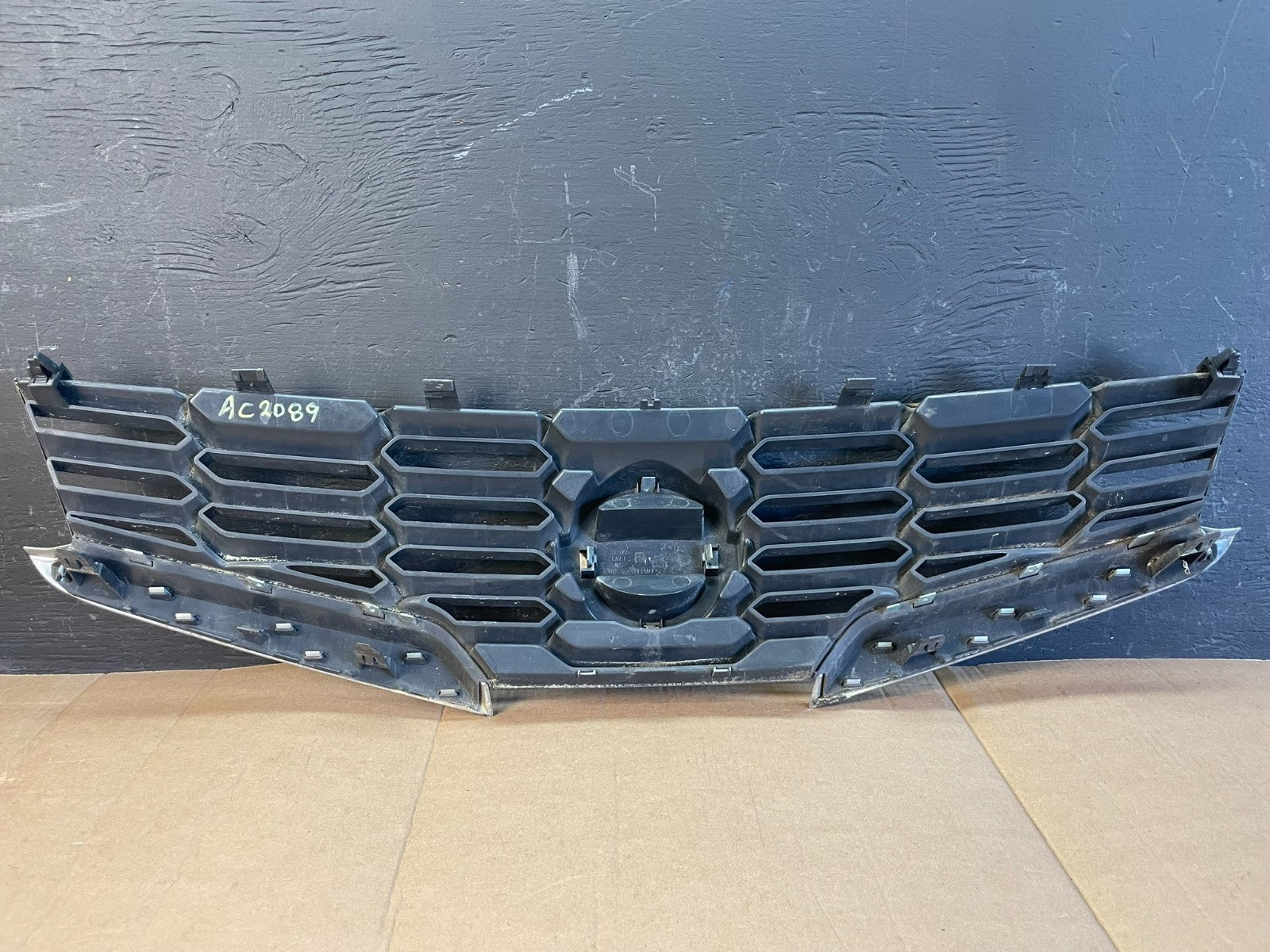 2008 to 2009 Nissan Altima Coupe Front Upper Grill Grille OEM AC2089 DG4