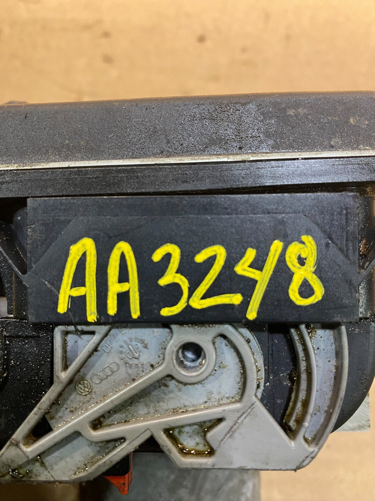 2009 to 2012 Audi Q5 ABS Anti-Lock Brake Pump 8R0614517AG OEM aa3248 DG7
