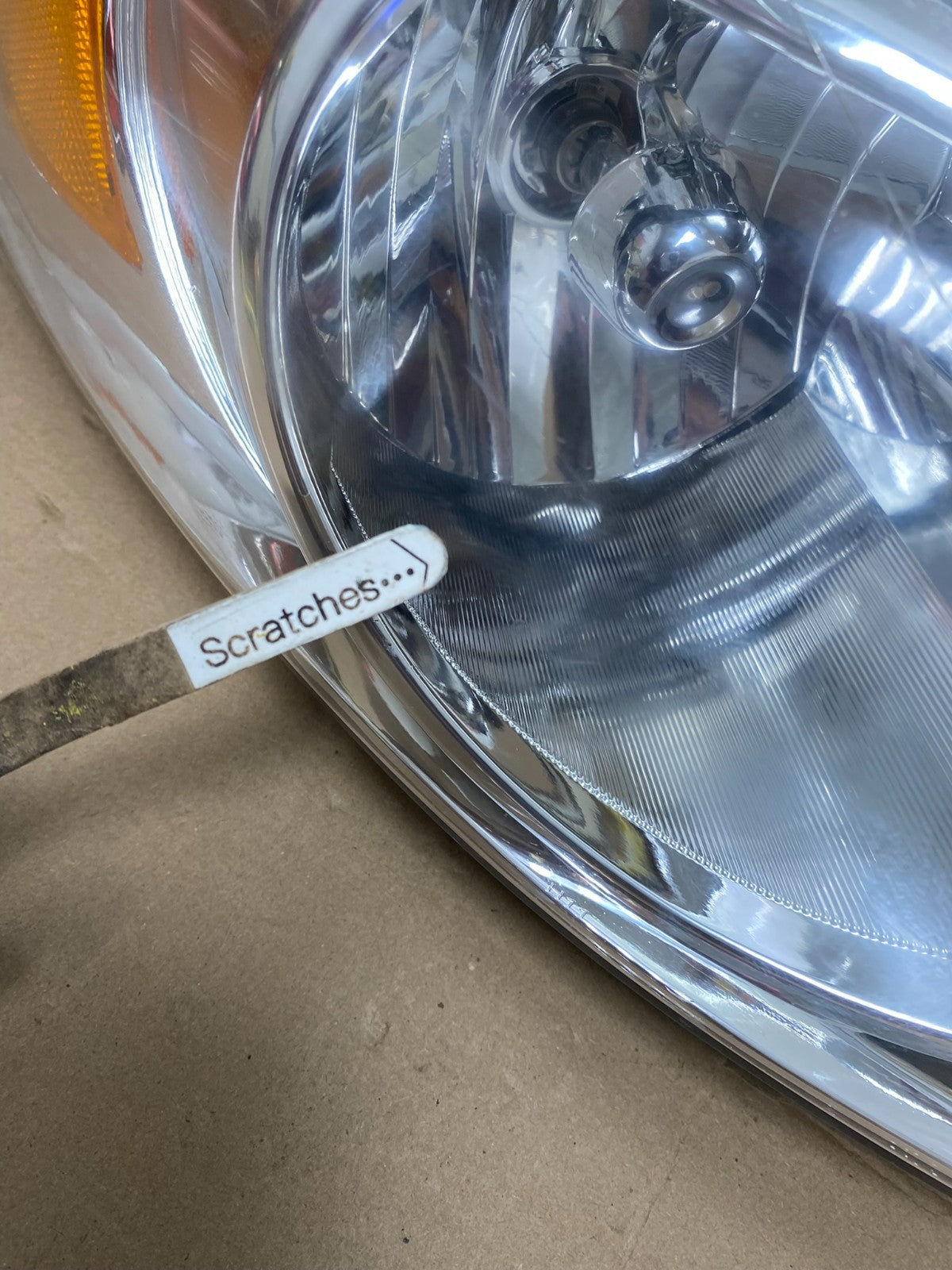 2006 - 2013 Chevrolet Impala Left+Right Set Headlights Halogen AF4370 DW3