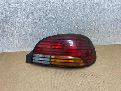 1996-1998 Pontiac Grand AM Right Passenger RH Side Tail Light OEM W3843 DW0