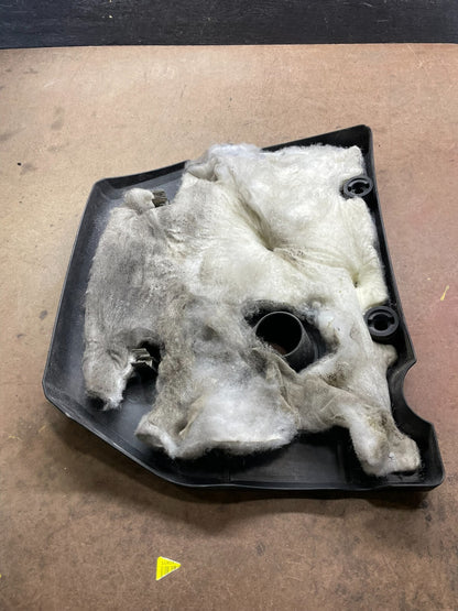 2004 to 2009 Mazda 3 DOHC 16 VALVE Engine Shield Top Cover M3075 PS7