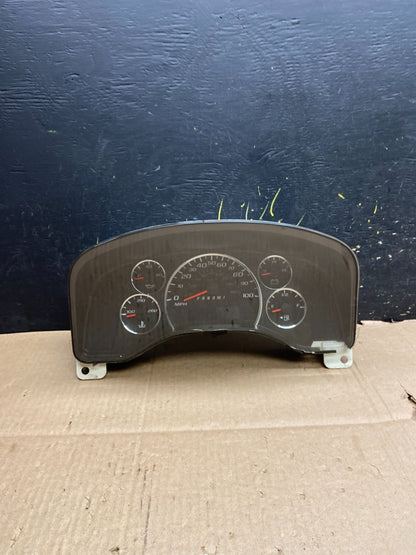2013 to 2017 Chevrolet Express Speedometer Cluster Gauge OEM  Y2495 DG0