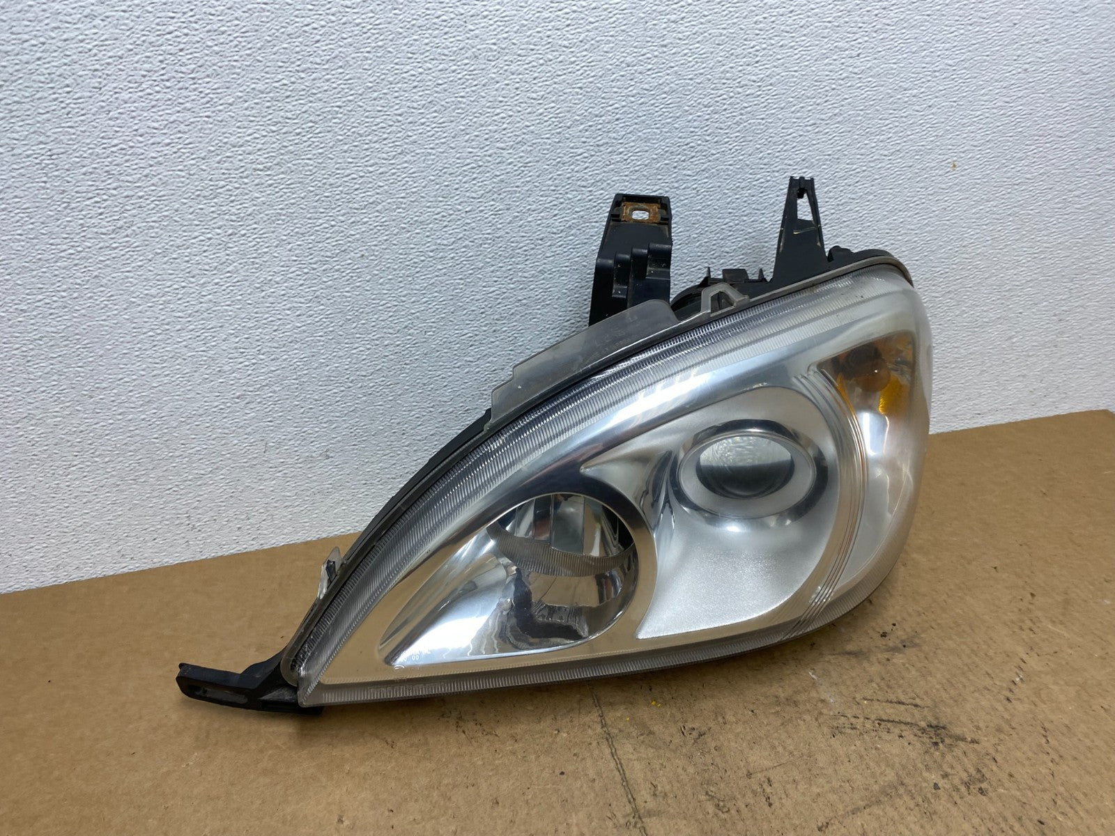 2002 - 2005 Mercedes ML ML350 ML500 Left Driver LH  Halogen Headlight AC3447 DW2