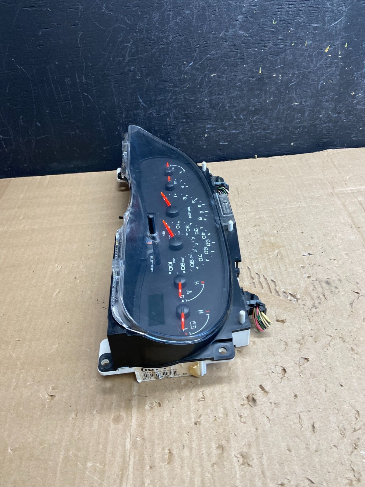 2004 to 2008 Ford E150 E250 E350 Gauge Speedometer Cluster AE1787 DG2