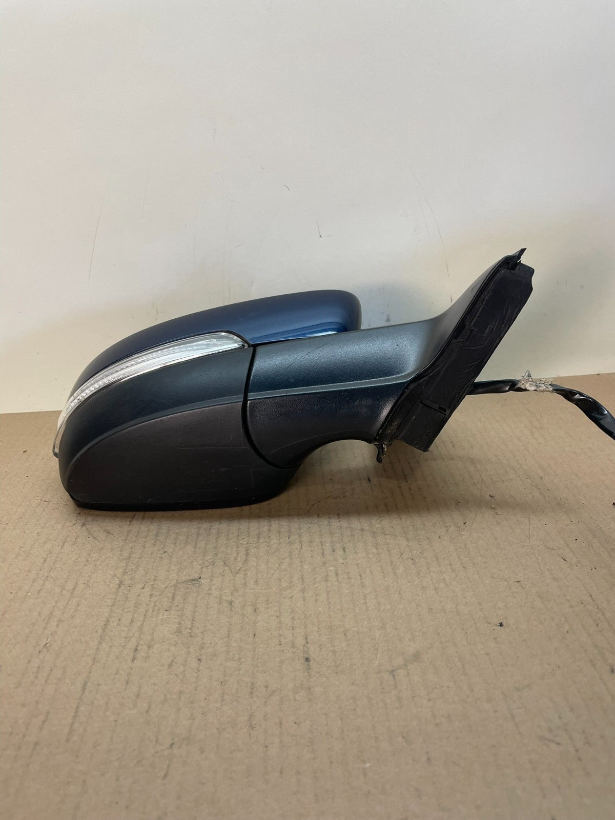 2011-2016 Volkswagen Jetta Sedan Right Passenger Side View Door Mirror AI4130 DW3