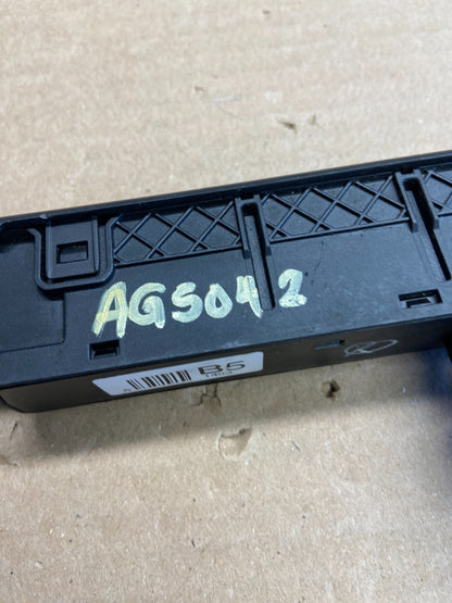 2003-2008 Jaguar S-Type Hazard Traction Control Door Lock Switch AG5042 DG5