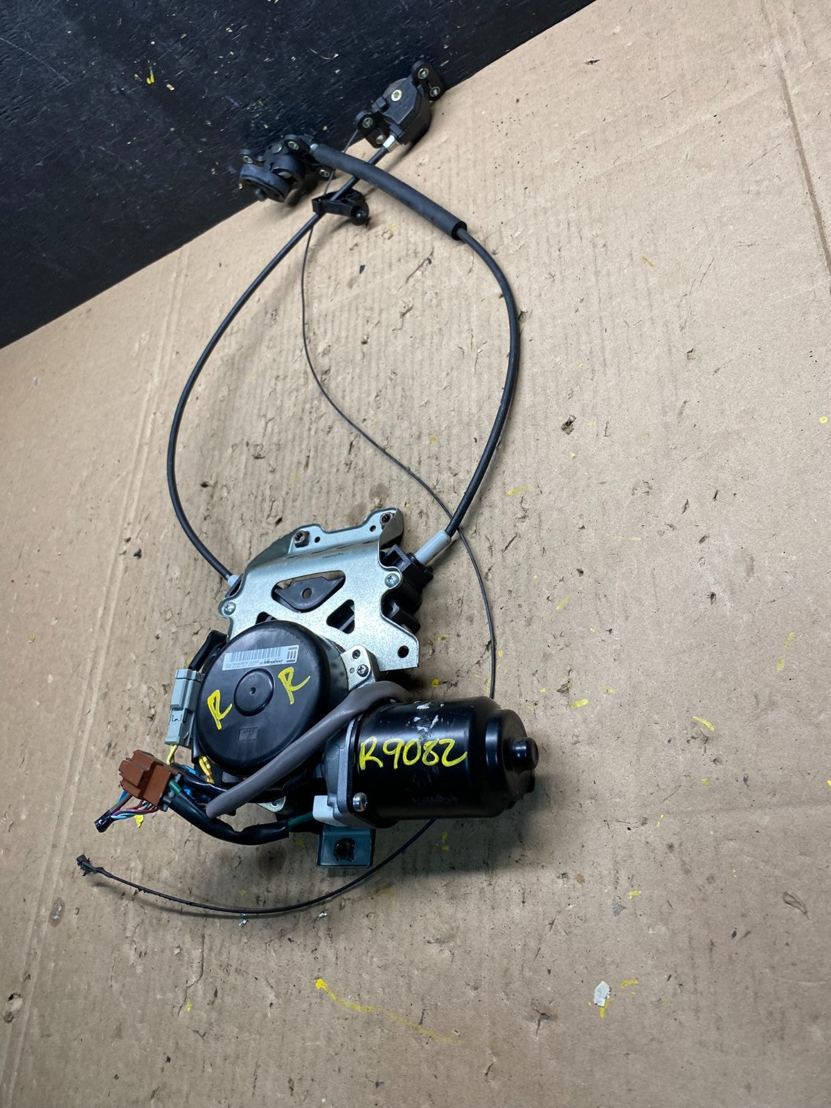 2005 - 2010 Honda Odyssey Rear Right Sliding Door Lock Actuator Motor r9082 DG2