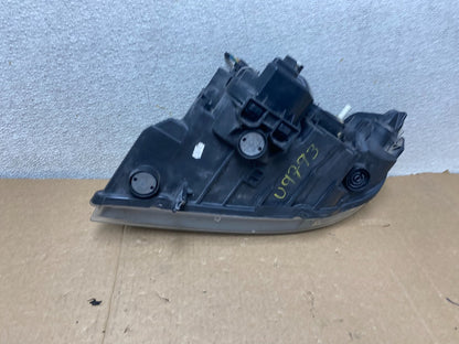 2009-2011 BMW 3 Series 328i 4/D Sedan Headlight Halogen Right Passenger U9793 DW9