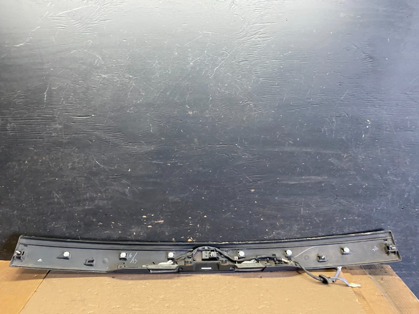 2009 - 2013 Subaru Forester Liftgate Tailgate Trunk Trim Molding OEM s1462 DG7