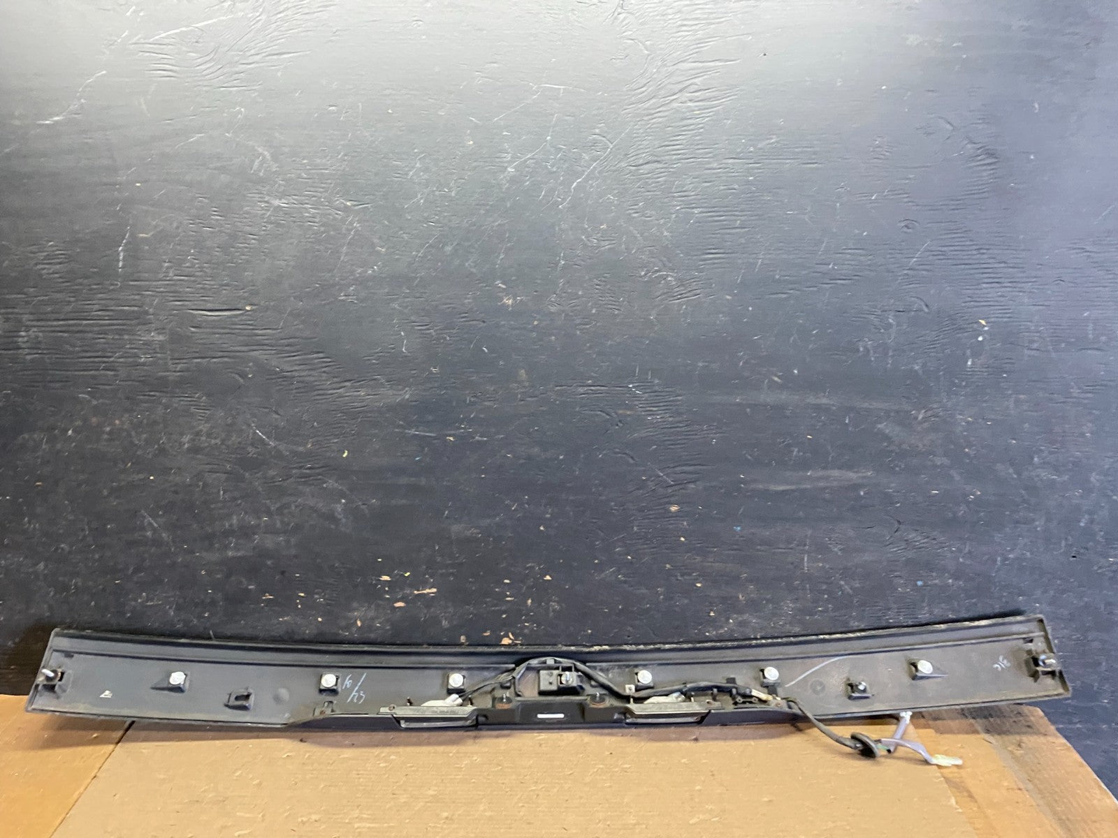2009 - 2013 Subaru Forester Liftgate Tailgate Trunk Trim Molding OEM s1462 DG7