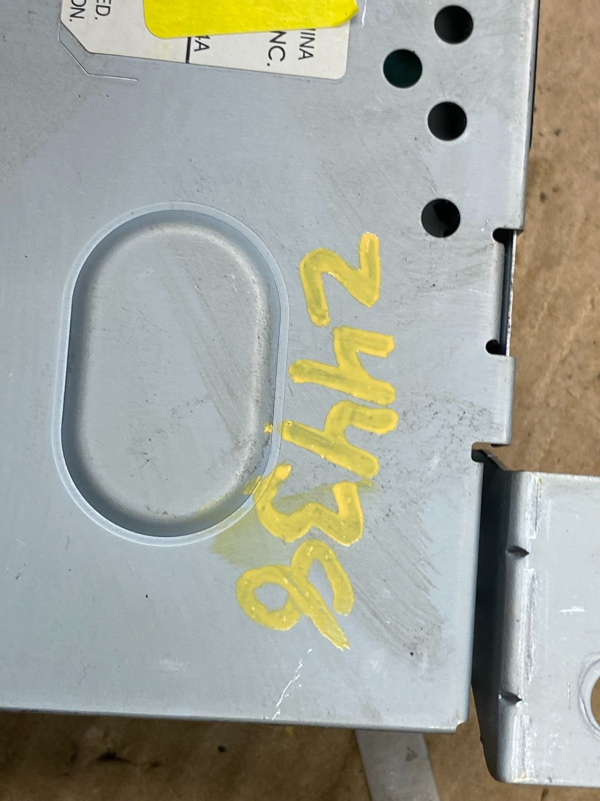 2010 - 2011 Chevrolet Equinox Radio Display Screen Information Dash Oem z4438 DG7