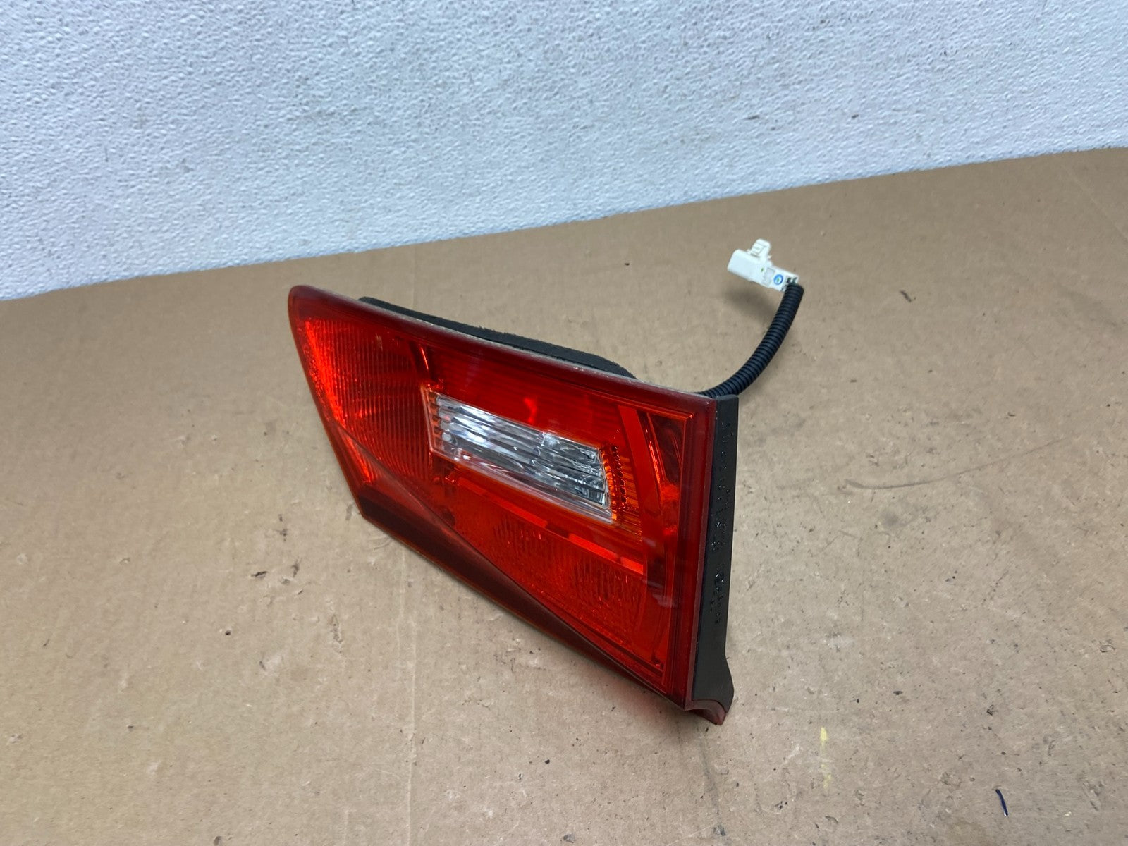 2006 - 2008 Lexus Is250 Is350 Left Driver LH Inner Tail Light AC5809 DW1