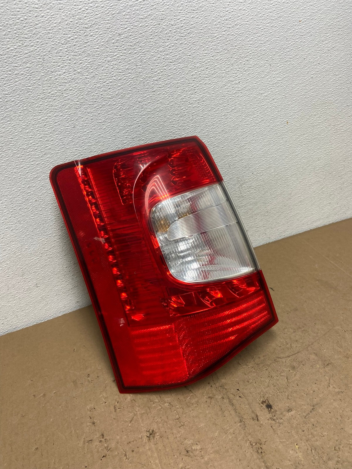 2011-2016 Chrysler Town and Country Left Driver LH Side Tail Light AC5968 LK2