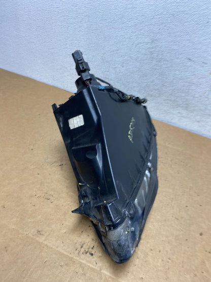 2000 to 2007 Ford Taurus Right Passenger RH Side Halogen Headlight AD5218 DW11