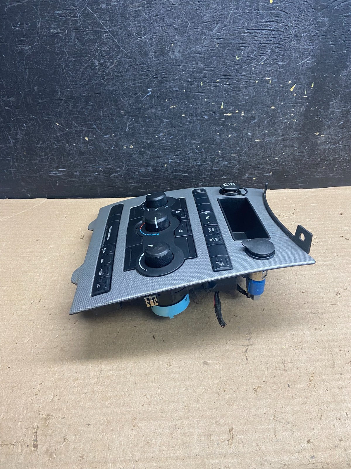 2005 2006 2007 Jeep Commander Grand Cherokee A/C Climate Control Bezel ah5312 DG1