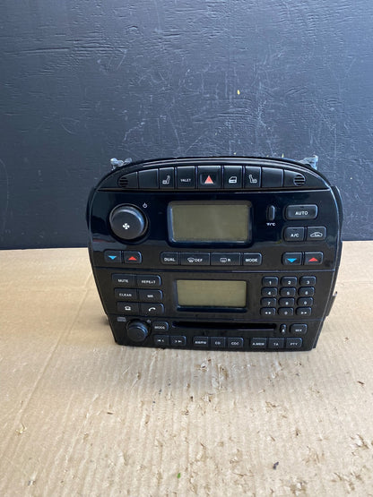 2004-2007 Jaguar XJ8 XJR Climate Control Control Radio AM/FM Panel OE AB9616 DG0