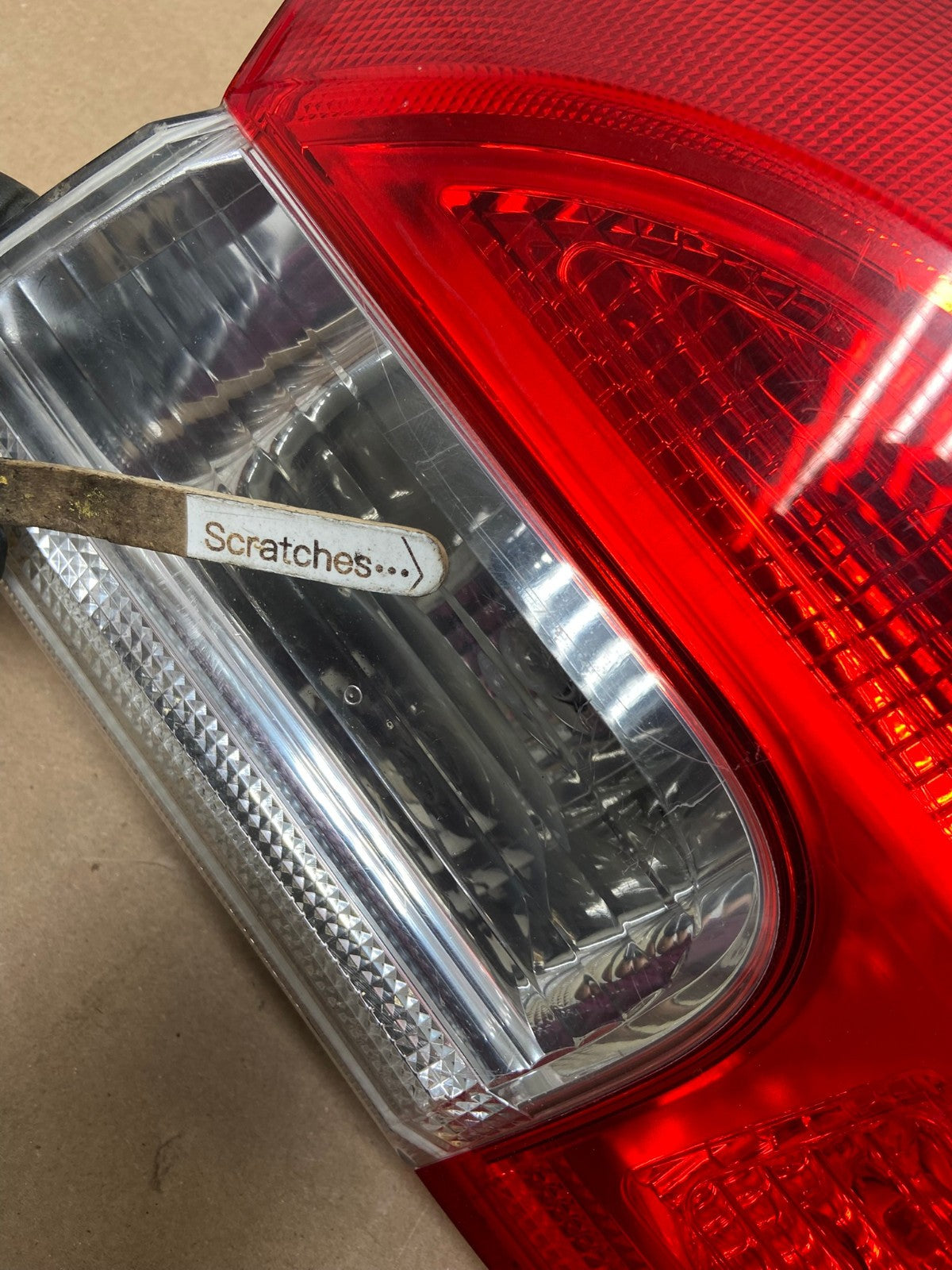 2010 - 2017 GMC Terrain Tail Light Inner Right Passenger Rh AG4574 LK3