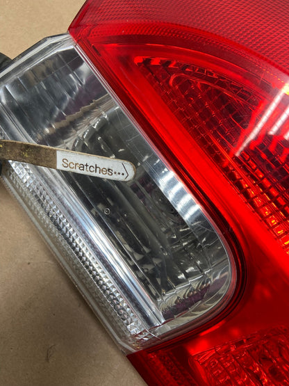 2010 - 2017 GMC Terrain Tail Light Inner Right Passenger Rh AG4574 LK3