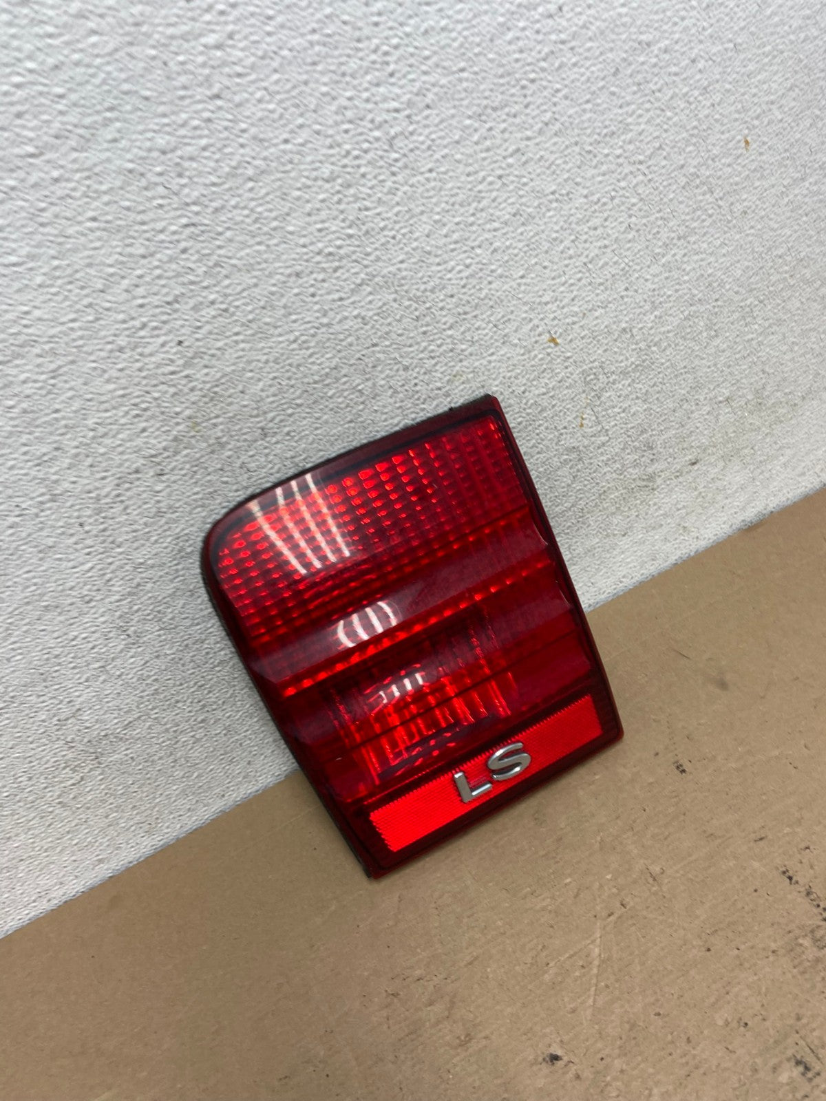 2000 2001 2002 Lincoln Ls Right Passenger RH Side Inner Tail Light AF4772 LK2