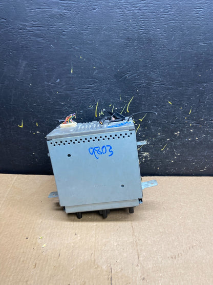 2006 Subaru Tribeca CD Player Radio Receiver Control Z4123 DG4