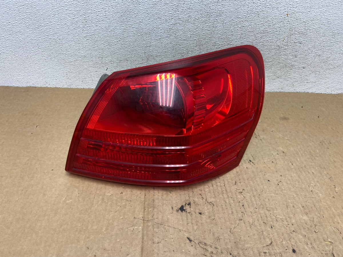 2008 to 2015 Nissan Rogue Right Passenger Rh Side Tail Light AF9878 LK0