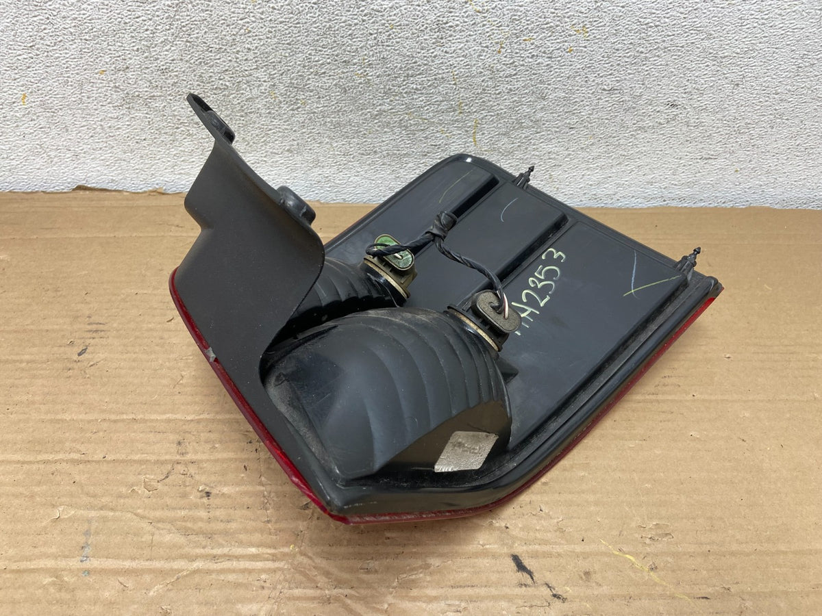 2005 2006 2007 Ford Freestyle Left Driver LH Tail Light AB6243 DG5