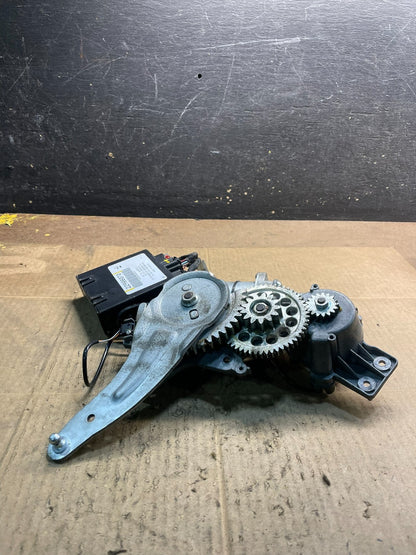 GMC Acadia Yukon Tahoe Rear Trunk Liftgate Power Motor Actuator Y7361 DG0