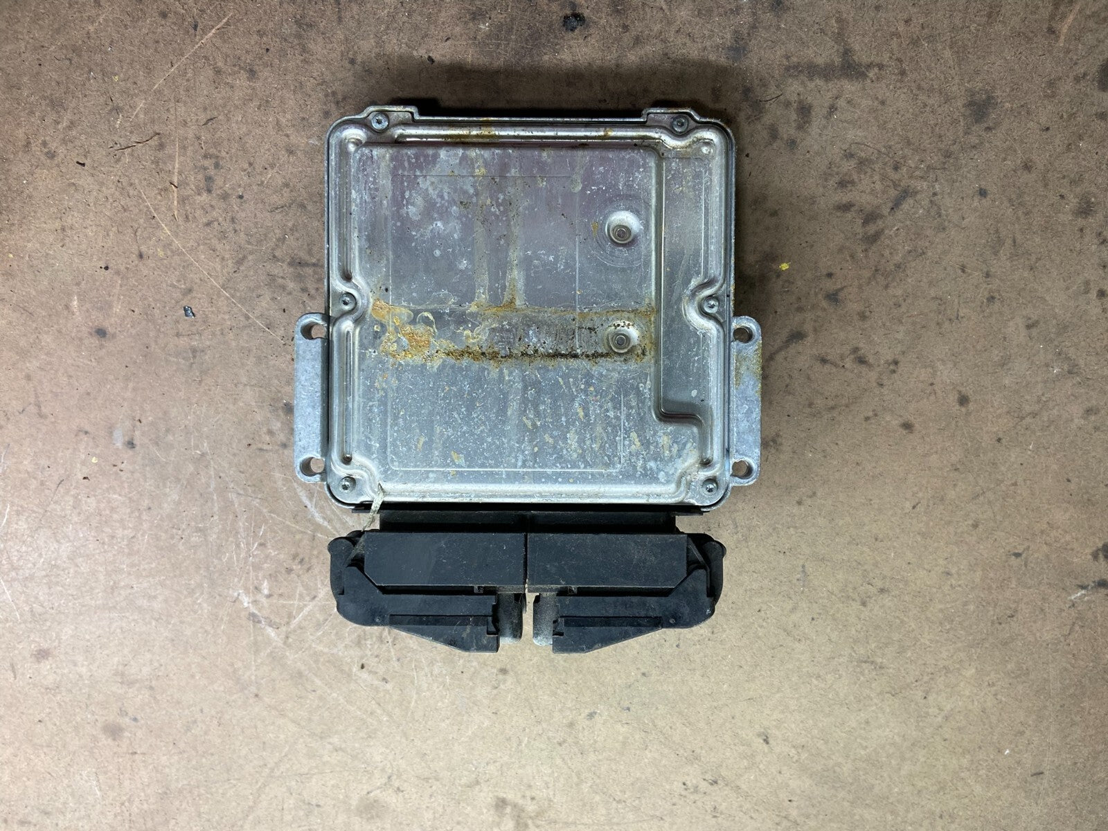 2011 to 2013 Kia Optima 2.4L Engine Computer 39110-2BDB7 M1181 DG1