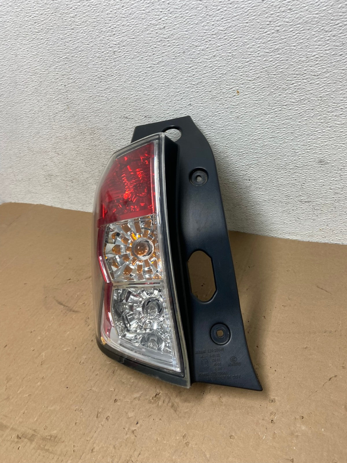 2009 - 2013 Subaru Forester Left Driver Lh Side Tail Light AD7681 LK1