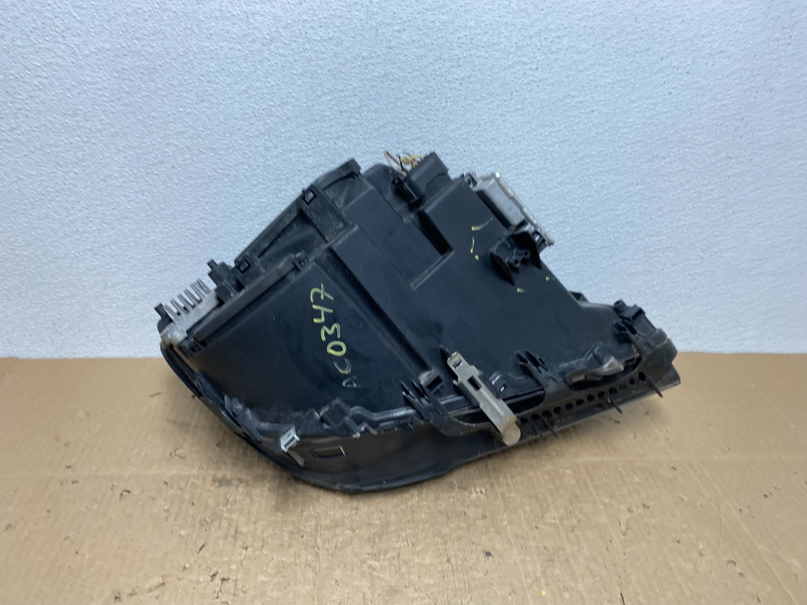 2009-2012 BMW 7-Series 740i 750i Left Driver LH Xenon HID Headlight OEM AC03478