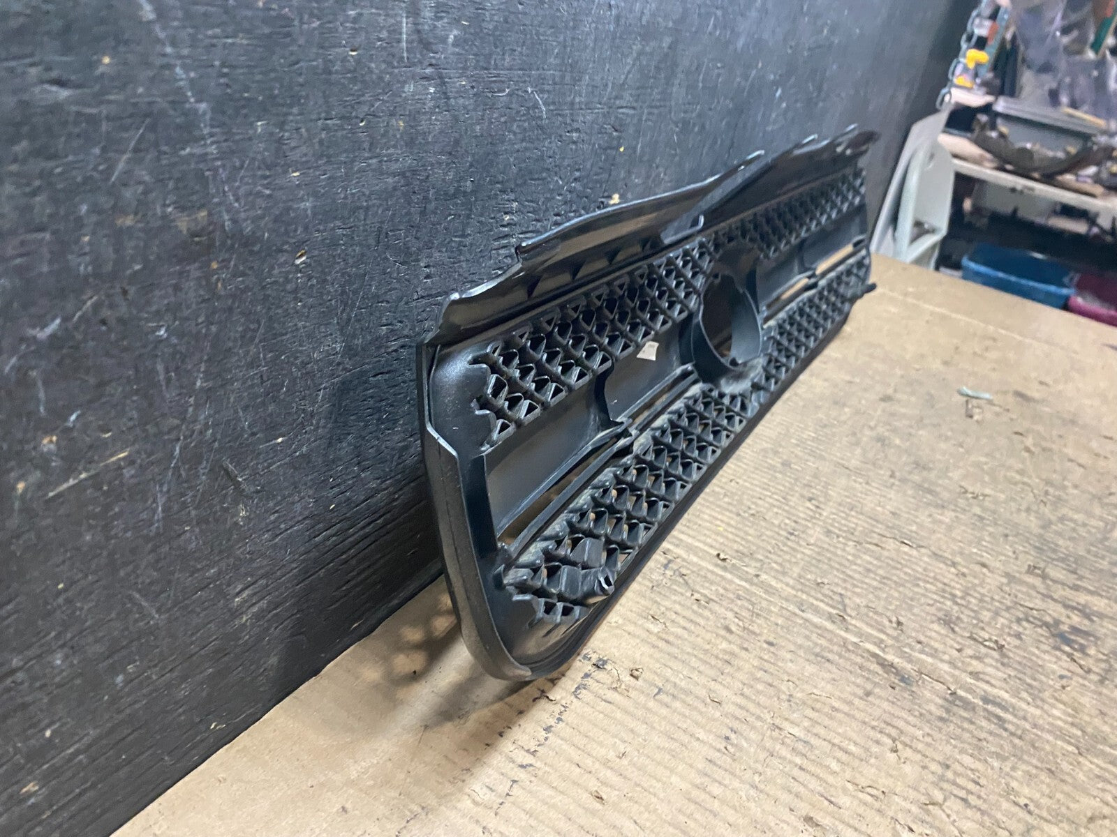 2004 2005 Toyota RAV4 Front Upper Grill Grille N2032 DG Aftermarket14