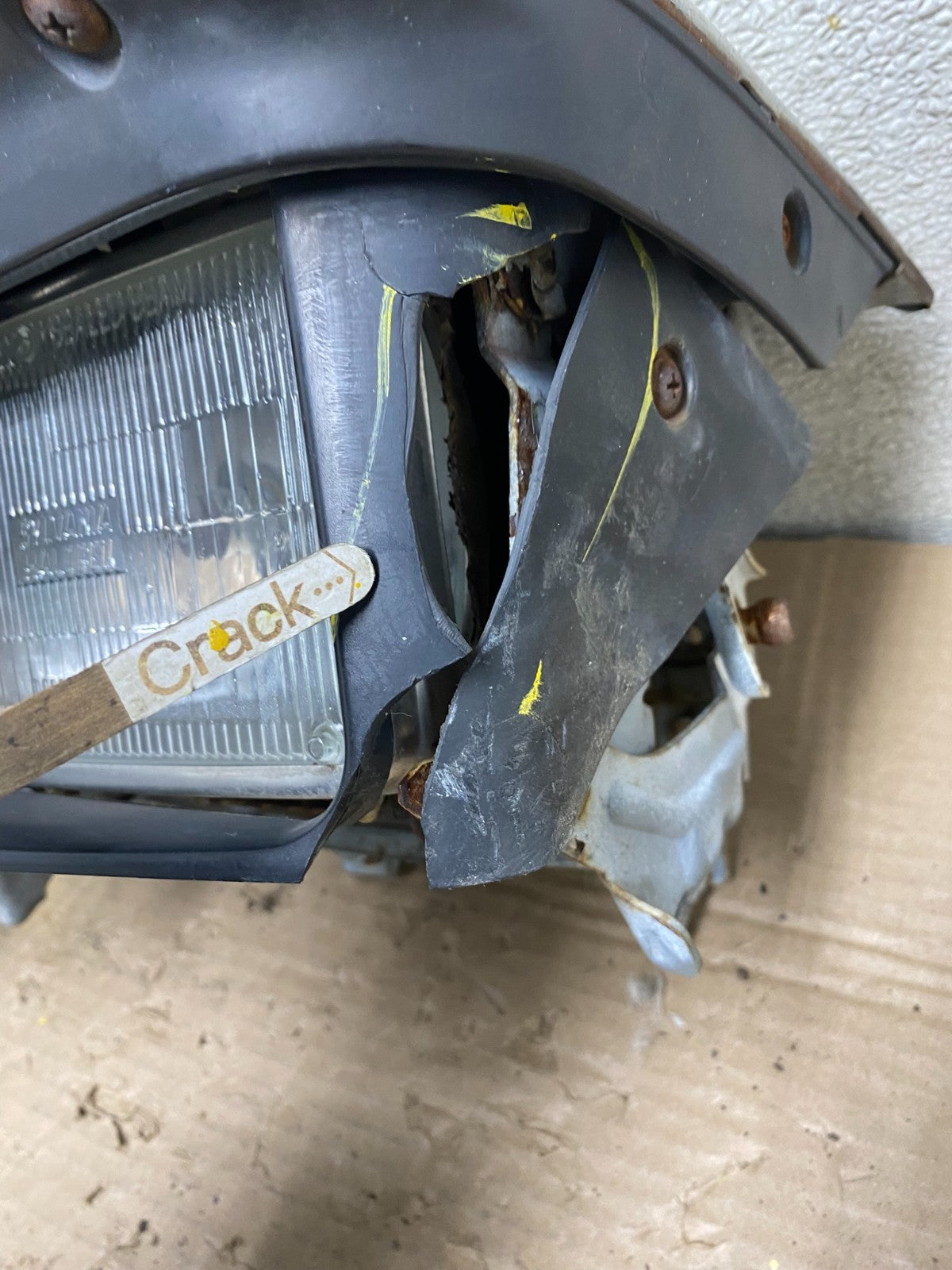1990 1991 Mitsubishi Eclipse Left Driver LH Headlight U0852 DG4
