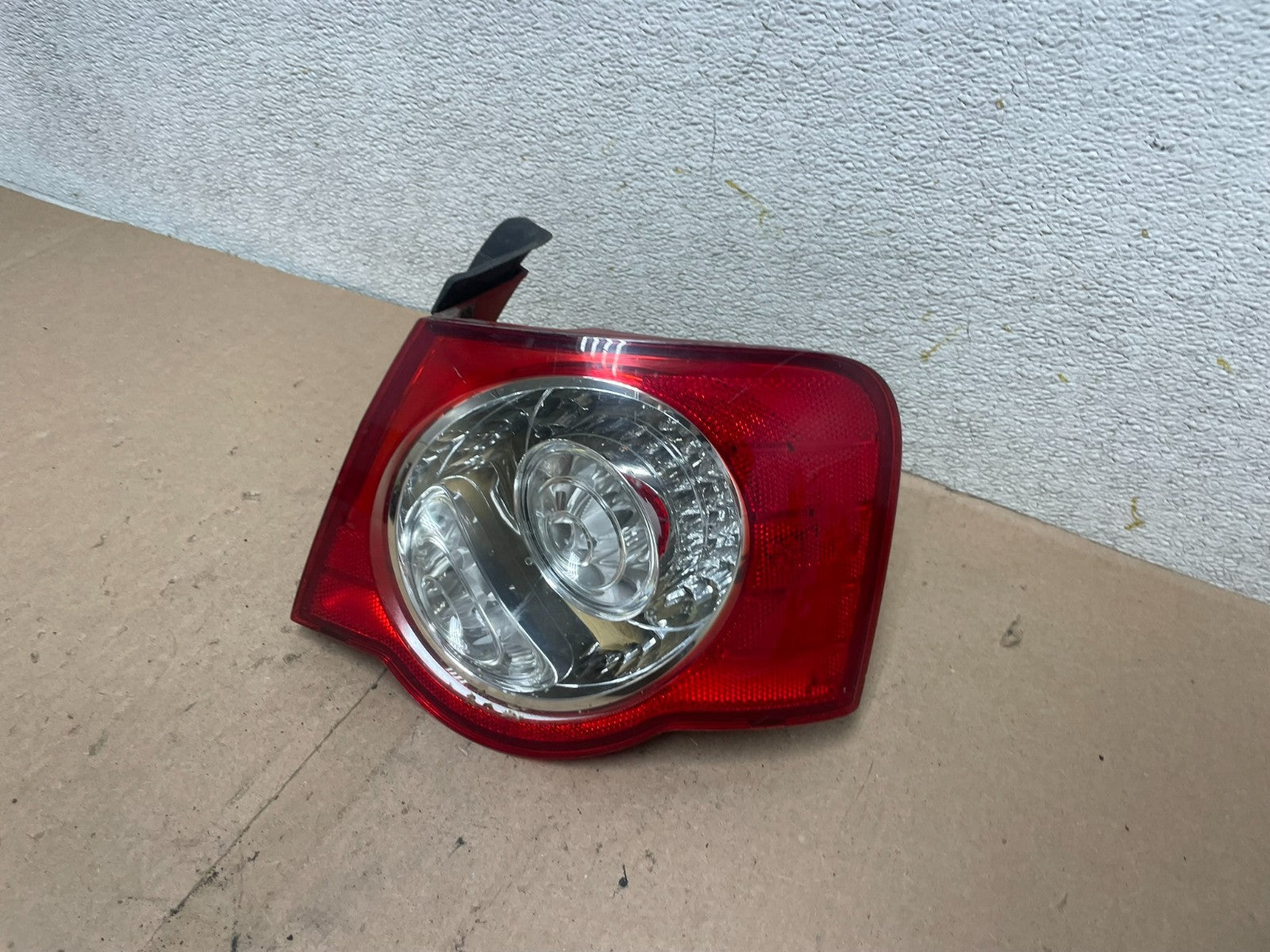 2006 to 2010 Volkswagen Passat Sedan Right Passenger Tail Light OEM Q4375 DW1