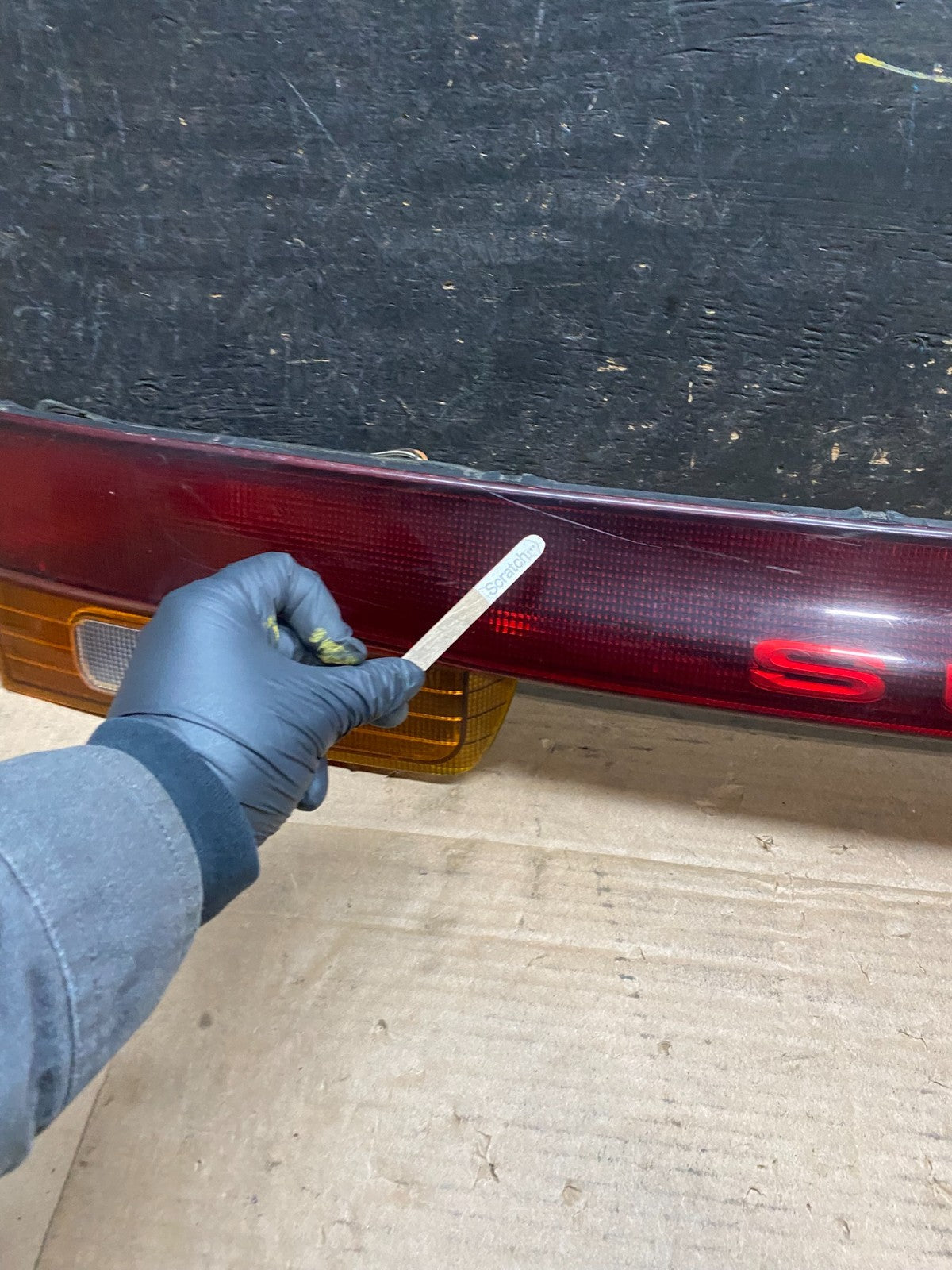 1995 to 1996 Subaru Legacy Wagon Trunk Mounted Center Tail Light Panel V3377 DG3