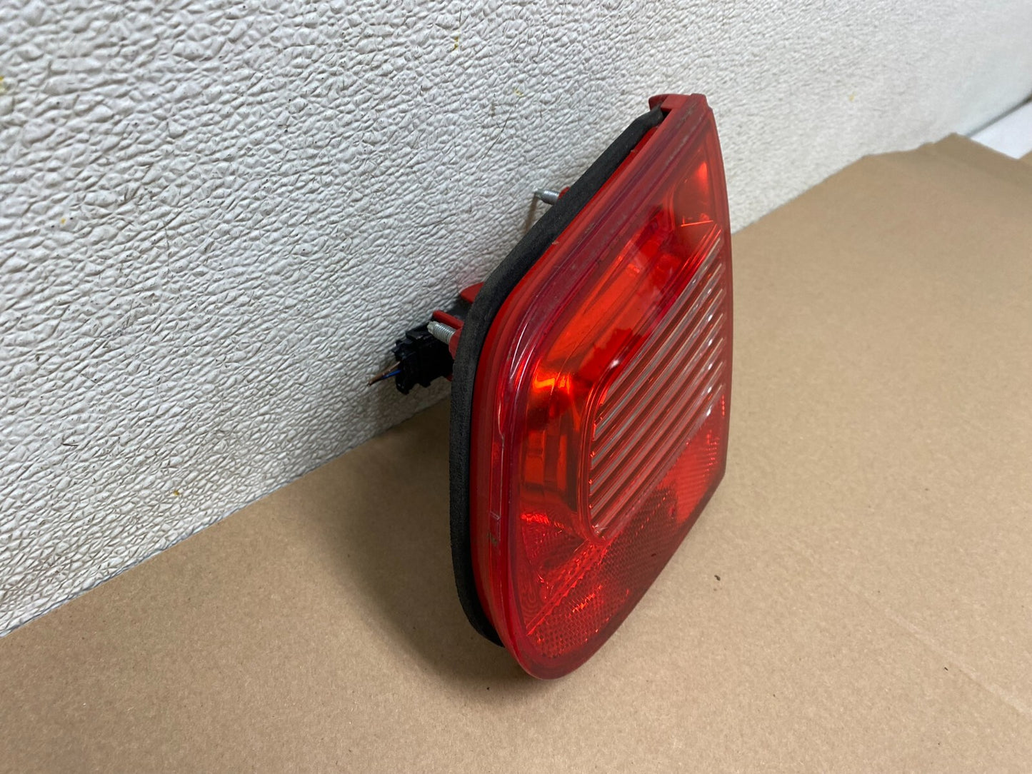 2007 to 2011 Volkswagen Eos Right Passenger Tail Light Inner Oem F1535 DG12