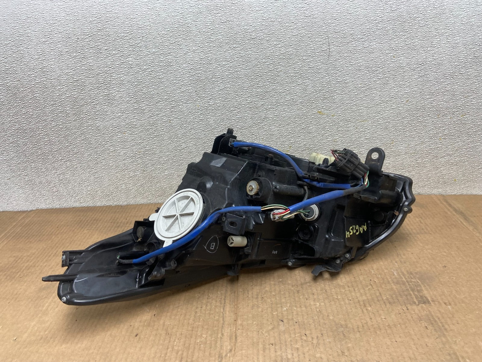 2010-2012 Infiniti G37 Right Passenger Side Xenon HID Headlight Oem AA6254 DW6