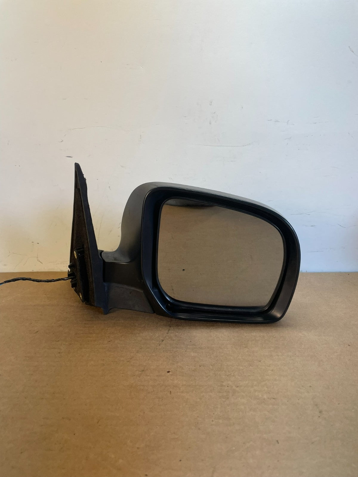 2009 to 2010 Subaru Forester Right Passenger View Power Door Mirror af8655 DG9