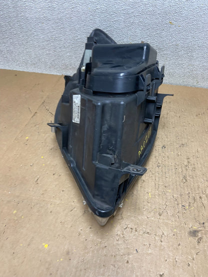 2007 to 2013 Mercedes Sprinter Headlight Right Passenger Halogen Oem AA0201 DW8