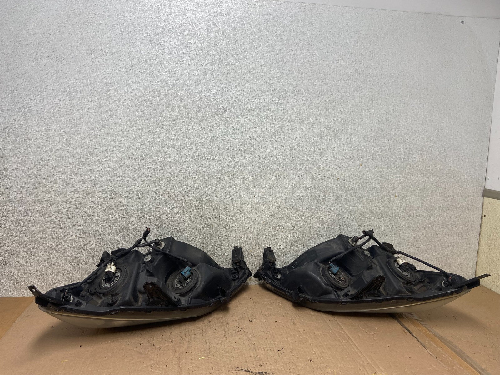2005 2006 2007 Honda Odyssey Left+Right Set Halogen Headlights R3144 DW8
