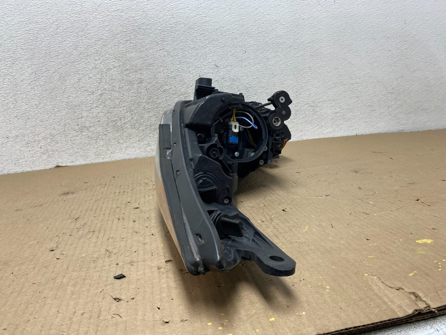 2011 2012 2013 Hyundai Elantra Right Passenger Headlight DEPO AG8024 DW7