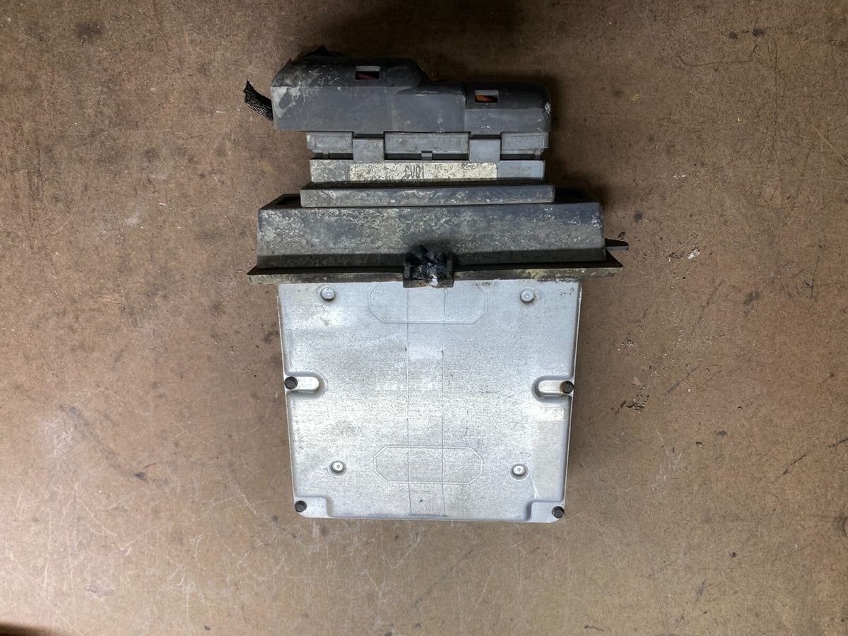 1999 Ford E-Series Van Engine Control Module ECU f8uf-12a650-vb L1123 DG1