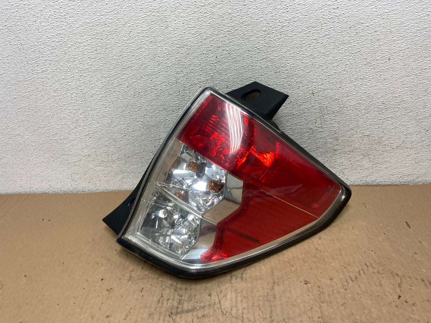 2009-2013 Subaru Forester Right Passenger Rh Side Tail Light AF4297 LK0