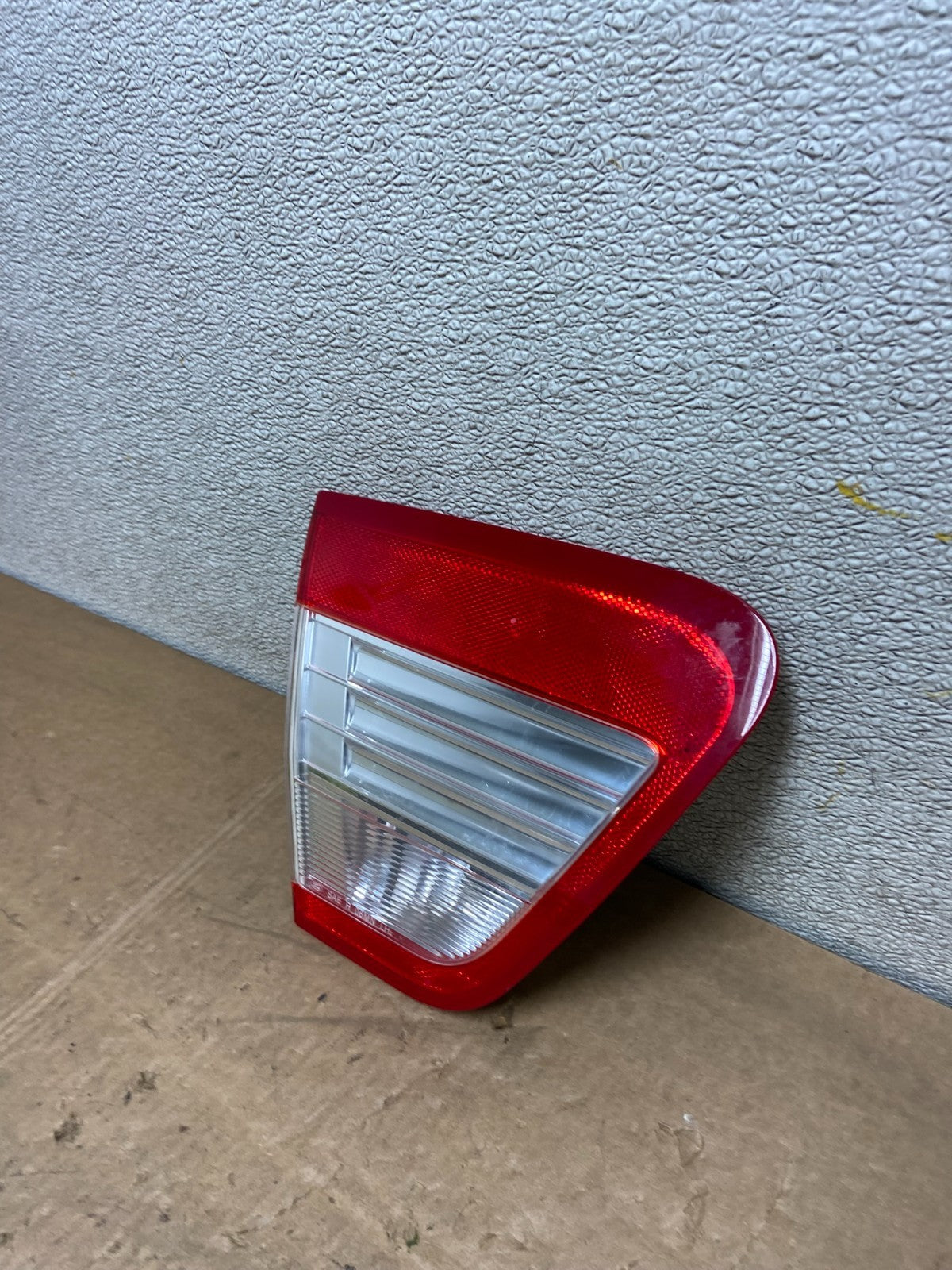 2006 - 2009 Mercury Milan Left Driver Lh Side Tail Light Inner Y5964 DW1