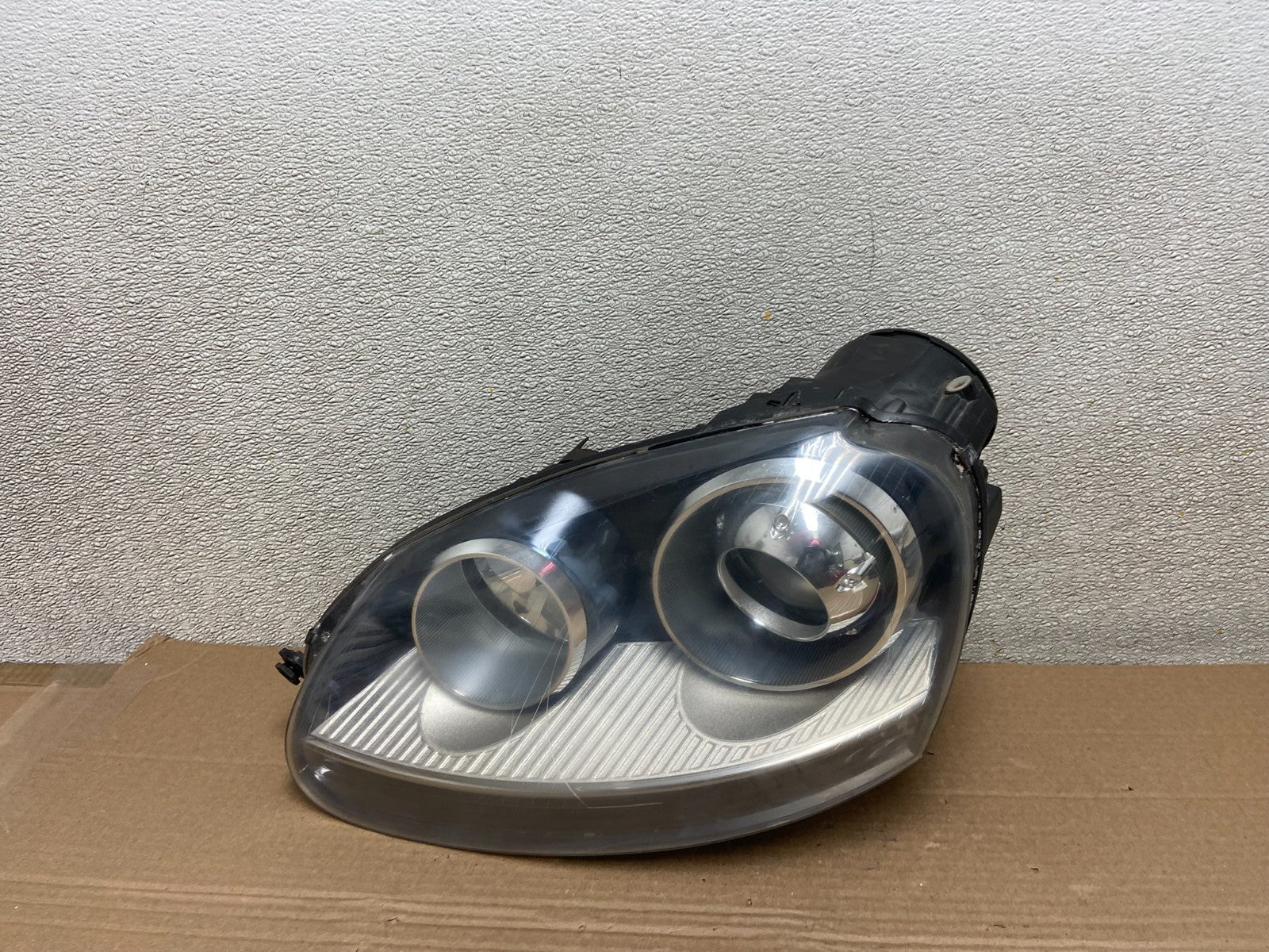 2006 to 2009 Volkswagen Jetta Golf Left Driver HID Xenon Headlight Oem AB1015 DW0